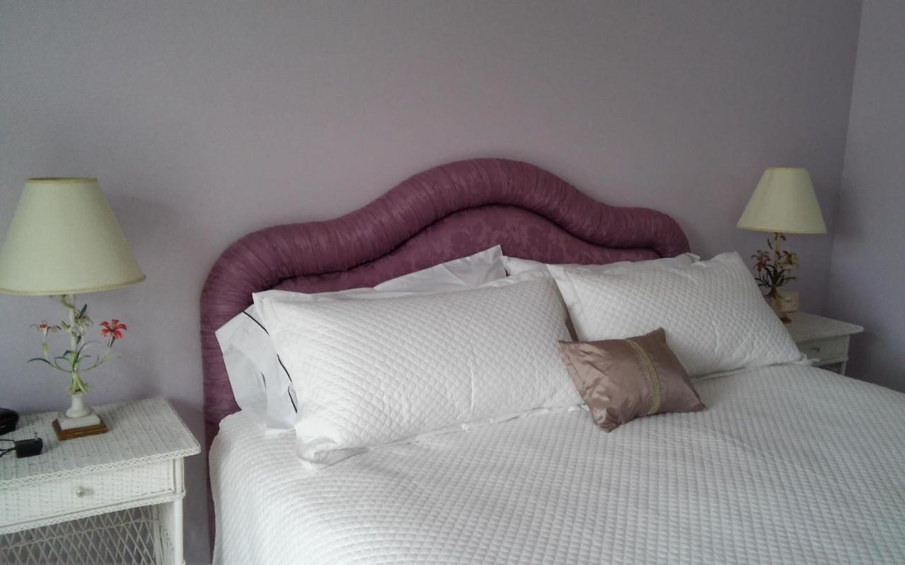 Inntiquity, A Country Inn Logansport Экстерьер фото