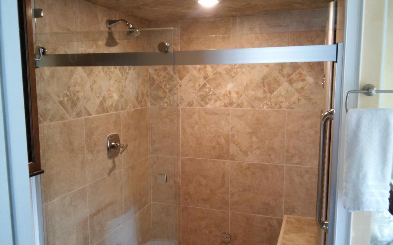 Inntiquity, A Country Inn Logansport Экстерьер фото