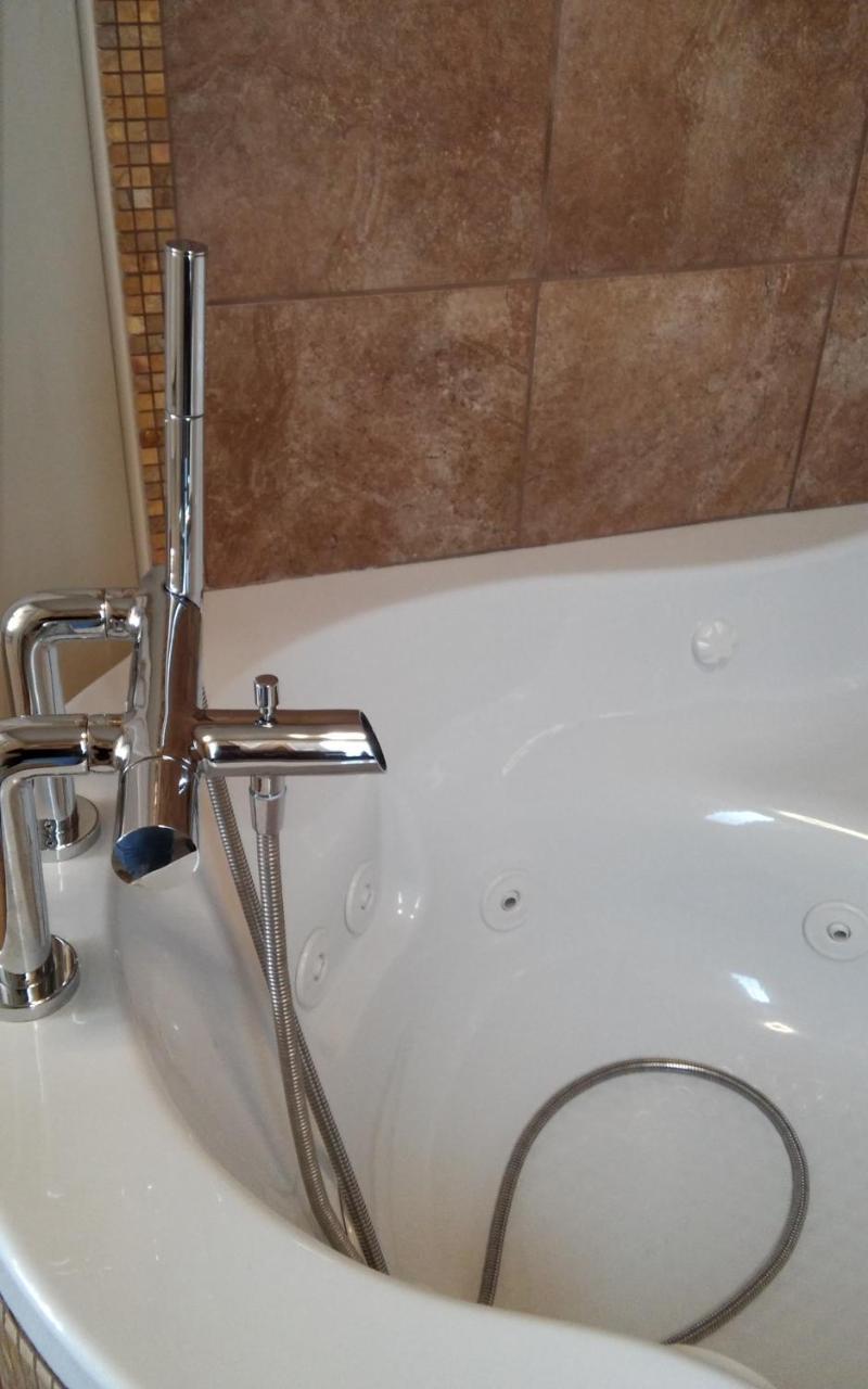 Inntiquity, A Country Inn Logansport Экстерьер фото